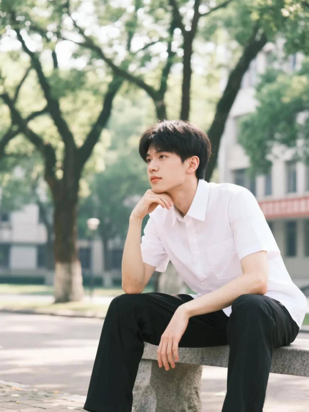 怎么拍毕业照好看又上镜初中生